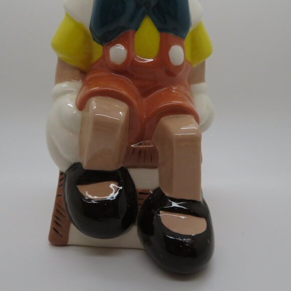 Pinocchio 9 Inch Ceramic Figurine Hand Painted Craftsmanship Collectible Disney - Picture 3 of 16